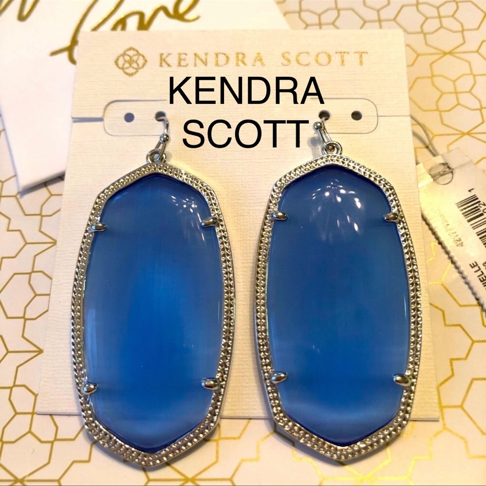 NWT Rare & Retired Kendra Scott Danielle Earrings Periwinkle Cats Eye & Silver! - Picture 9 of 10